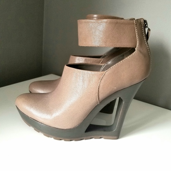 BCBG Maxazria shoes
